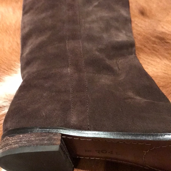 Boots - Picture 2 of 5